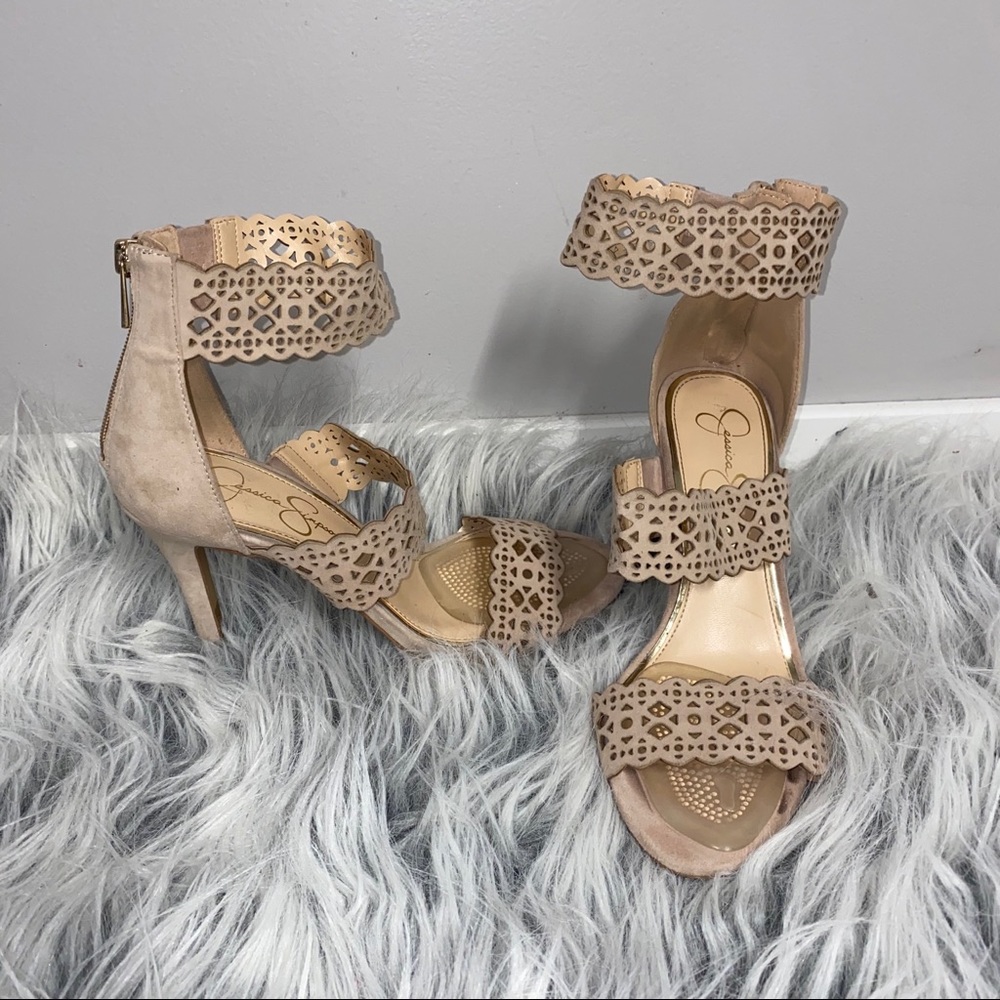 Jessica Simpson Nude Heel